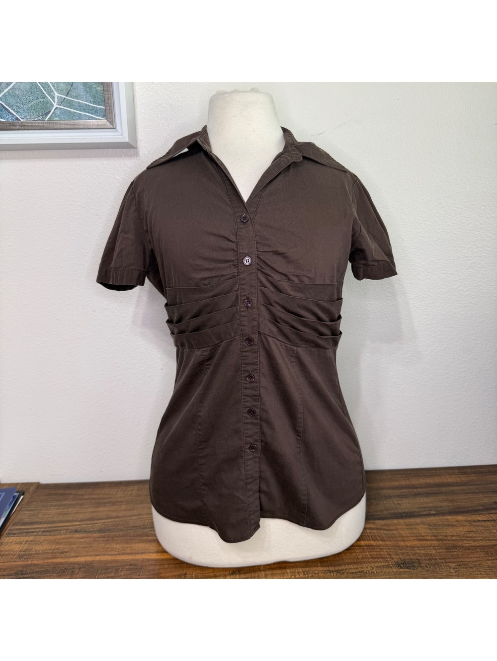 New York & Company Brown Button-Up Short Sleeve Shirt Size 2